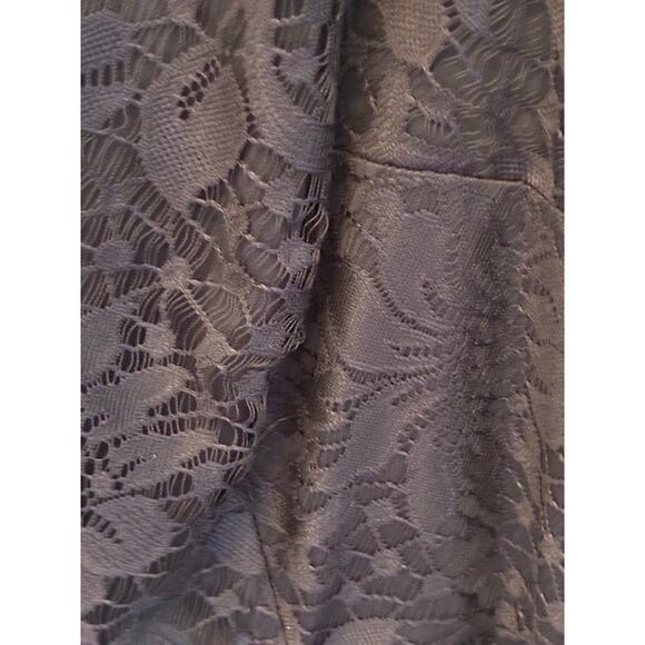 London Times Navy Lace V Neck Short Sleeve Fit and Flare Midi Dress - Size 18W - Picture 8 of 9